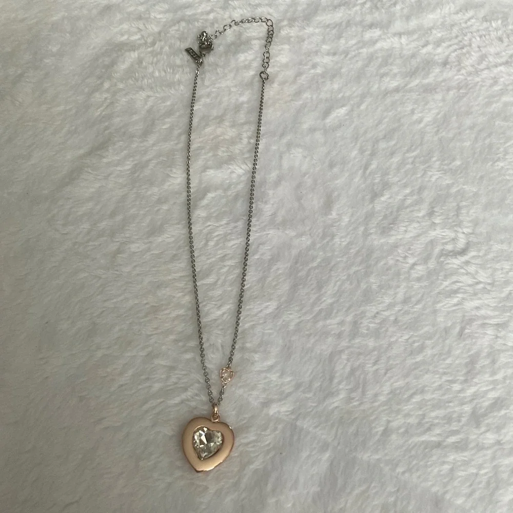 WHBM White House Black Market Rosegold Rhinestone Heart Pendant Necklace
